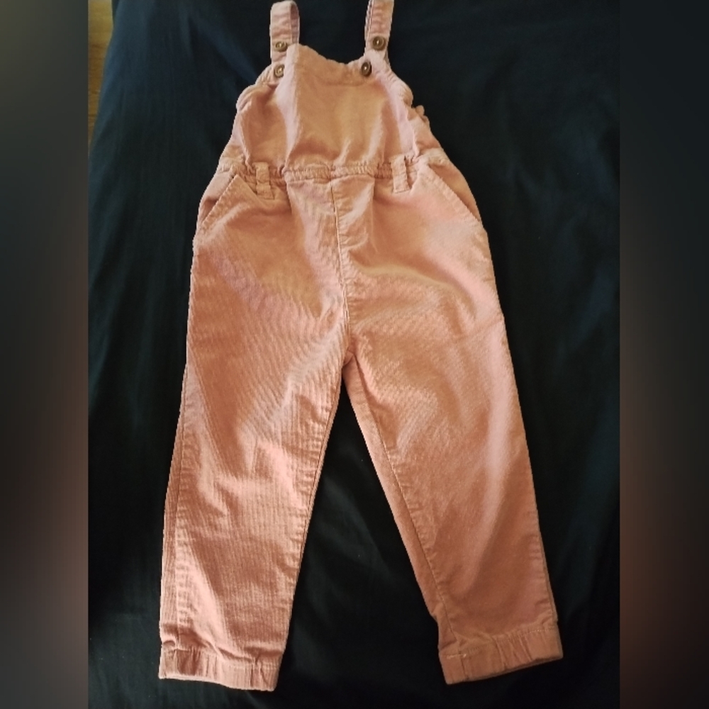 Jessica Simpson 2T Overalls. 100% Cotton. Adjustable Straps